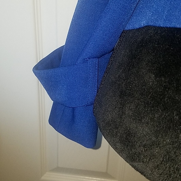 Blazer - Picture 6 of 9